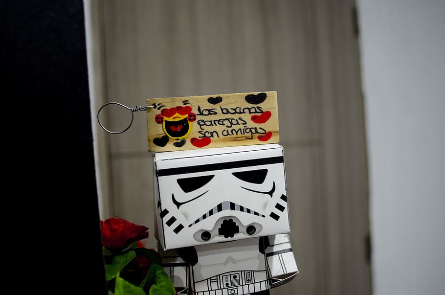 Star Wars Trooper Box, al lado, pared, amor y amistad, amor, guerra de las galaxias, mensaje de amor, mensaje en madera, sentimiento, San Valentín