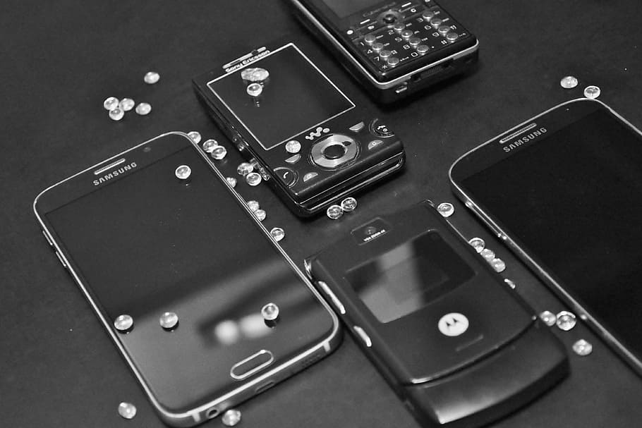 smartphone, technology, smart, phone, screen, communication, mobile, business, black, wood