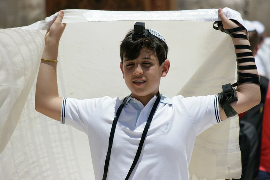 boy, wearing, white, polo shirt, holding, blanket, daytime, jew, hebrew, prayer