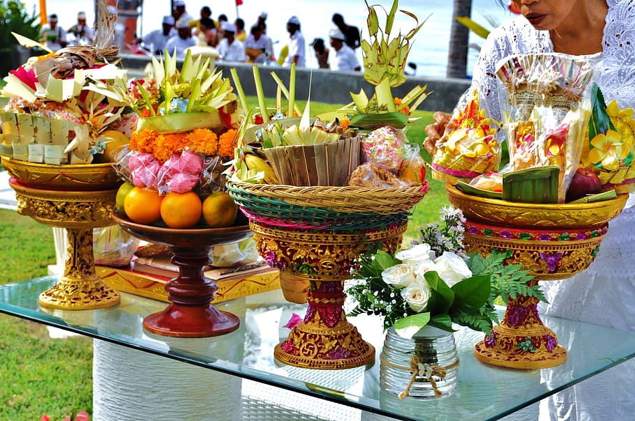 bali, beach wedding, wedding, marriage, beach villa, ornament, table, traditionally, celebration, festival