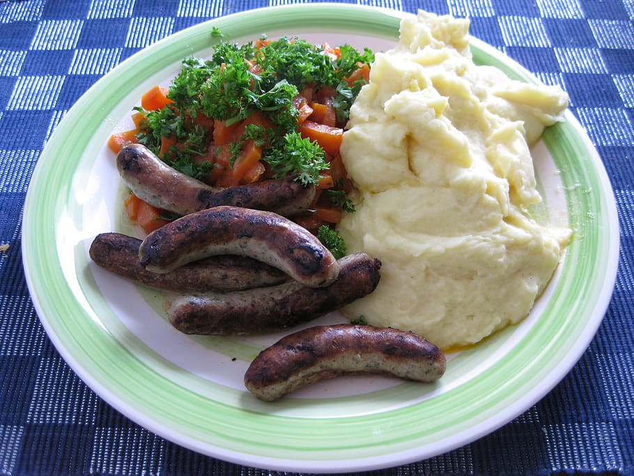 eat, lunch, mashed potatoes, vegetables, carrot vegetable, sausage, cook, plate, food, food and drink