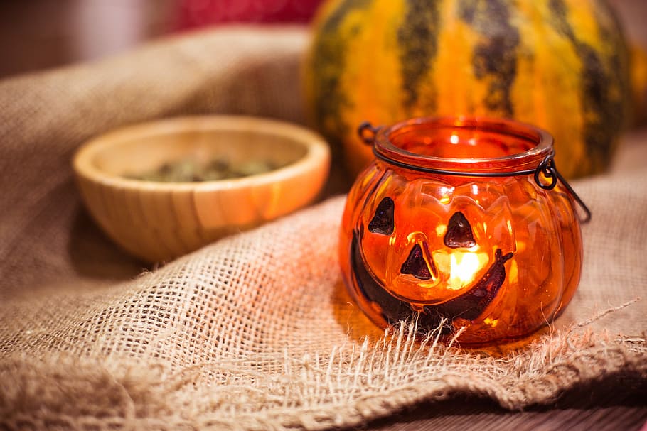 preparación, halloween :, candelabro de calabaza, Halloween: calabaza, candelabro, velas, halloween, feliz halloween, semillas de calabaza, calabazas