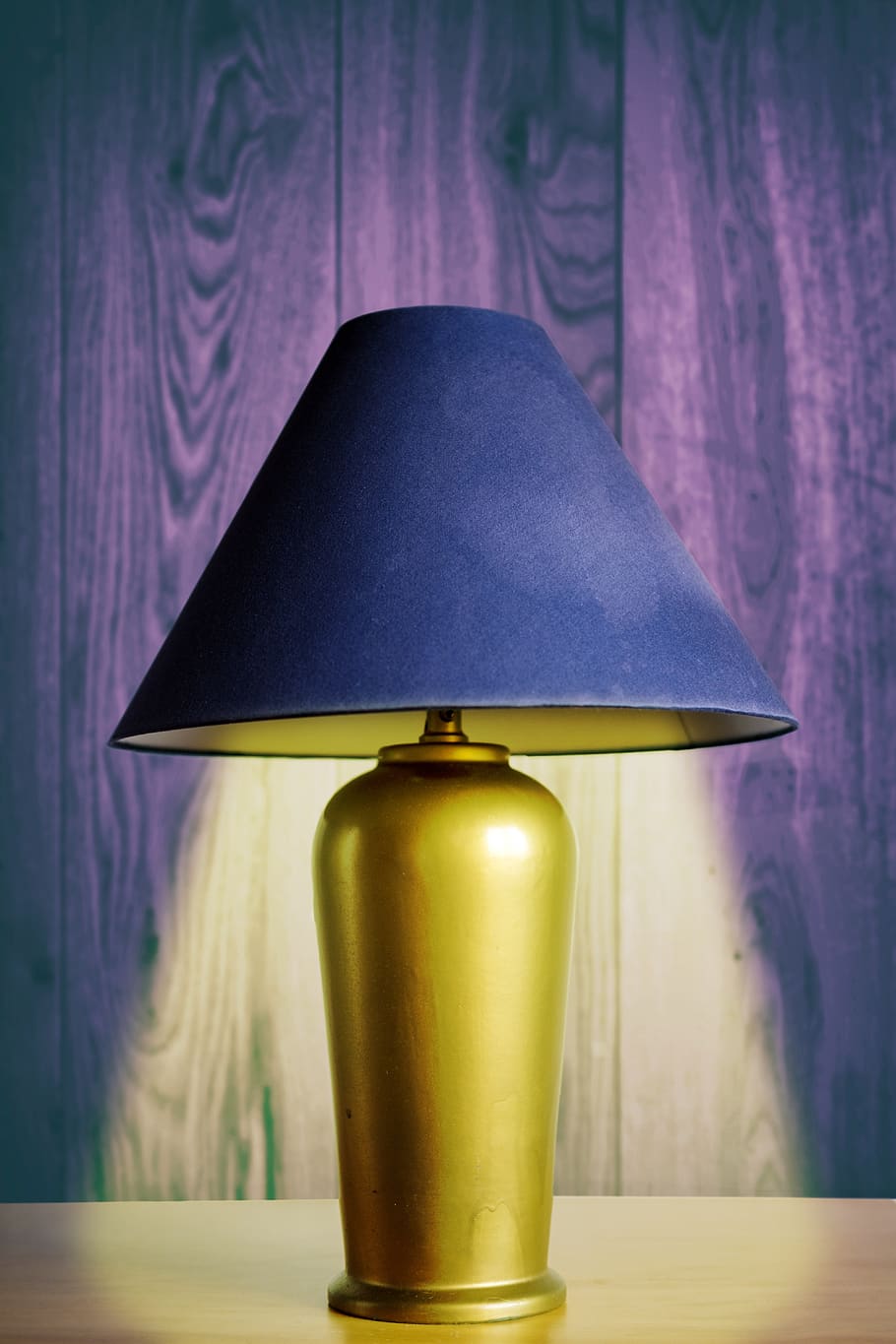 lamp, light, floor lamp, lighting, hell, vintage, retro, indoors, electric lamp, close-up