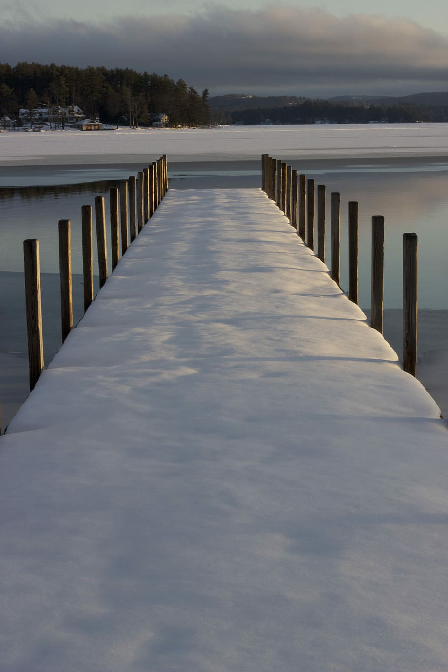 brown, wooden, bridge, snow, wooden bridge, blue, docks, gray, ice, lakes
