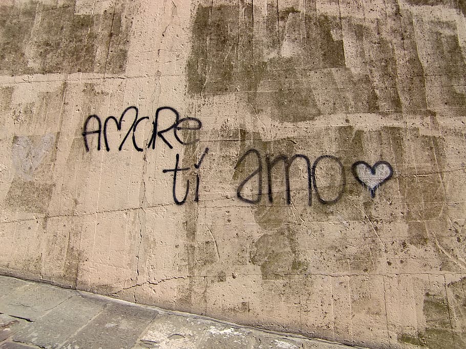 灰色のコンクリートの壁, 愛の宣言, 愛, liebesbeweis, 私はあなたを愛しています, 落書き, 大使館, 愛のメッセージ, テキスト, コミュニケーション