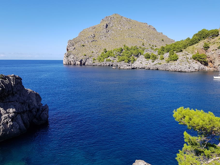 Средиземное море. Острова Средиземноморья. Залив Мирабелло Крит.