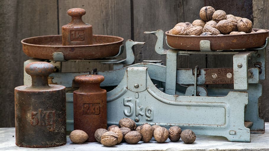 pile, brown, coconuts, horizontal, old, weights, old scale, nuts, weigh, wood - Material