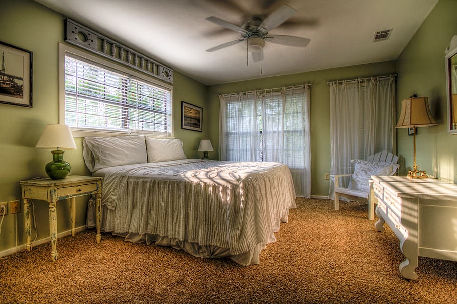 white, 5-bladed, 5- bladed ceiling fan, bedroom set, bedroom, sleeping room, bed, furniture, room, house