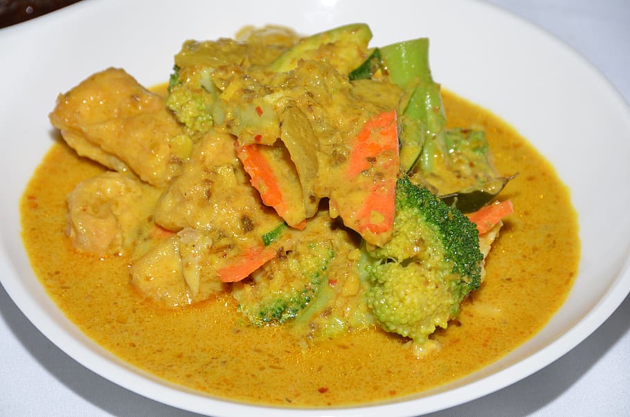 chicken, curry, plate, malay, asian, food, restaurant, food and drink, healthy eating, ready-to-eat