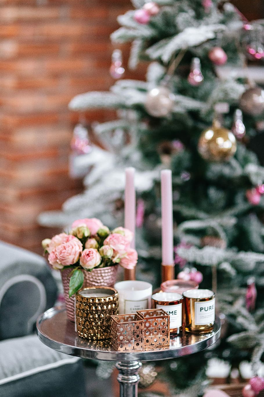サイドテーブル, ピンク, 装飾, テーブル, 花, ピンクのバラ, 家の装飾, 素敵な花, グラマー, クリスマス