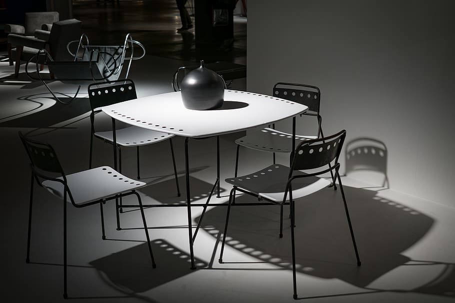meja, kursi, kantor, hitam dan putih, bayangan, monokrom, set, tidak ada orang, dalam ruangan, ketiadaan