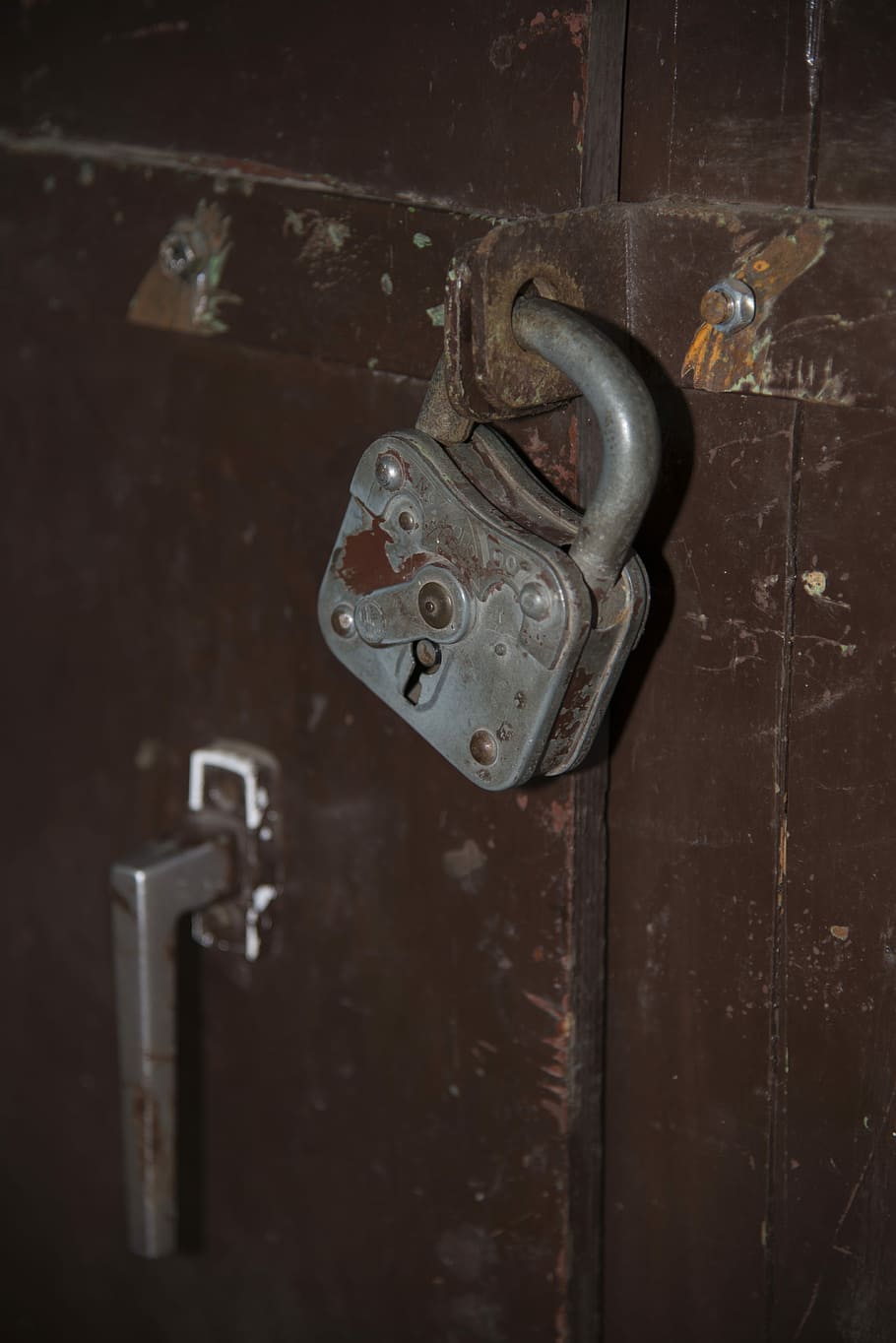 南京錠, 古い, 金属, 閉じた, 茶色, ハンドル, ドア, 木材, スケール, 安全