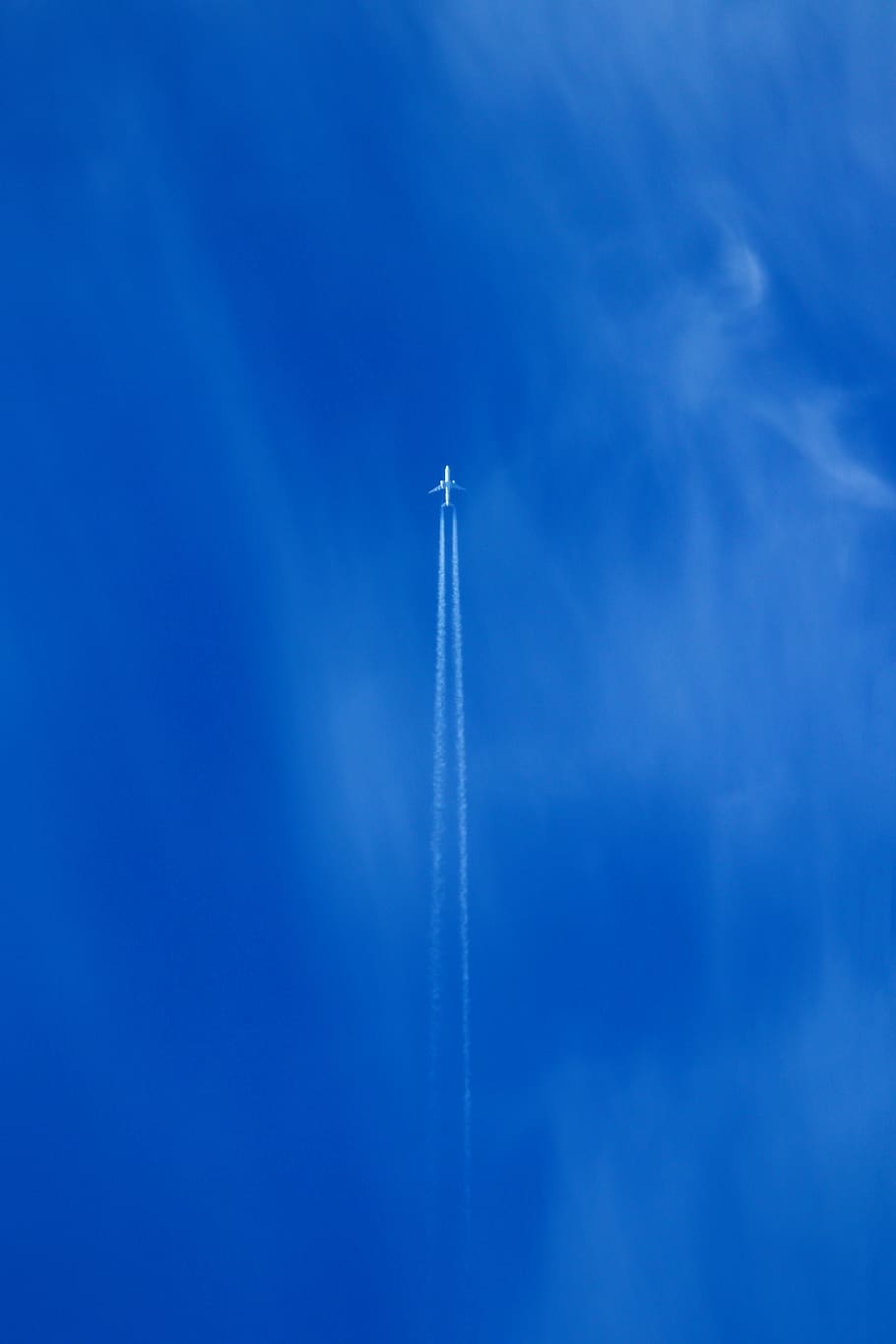 céu azul, motor a jato, jato, avião, aeronaves, céu, militar, viagens, voar, nuvem