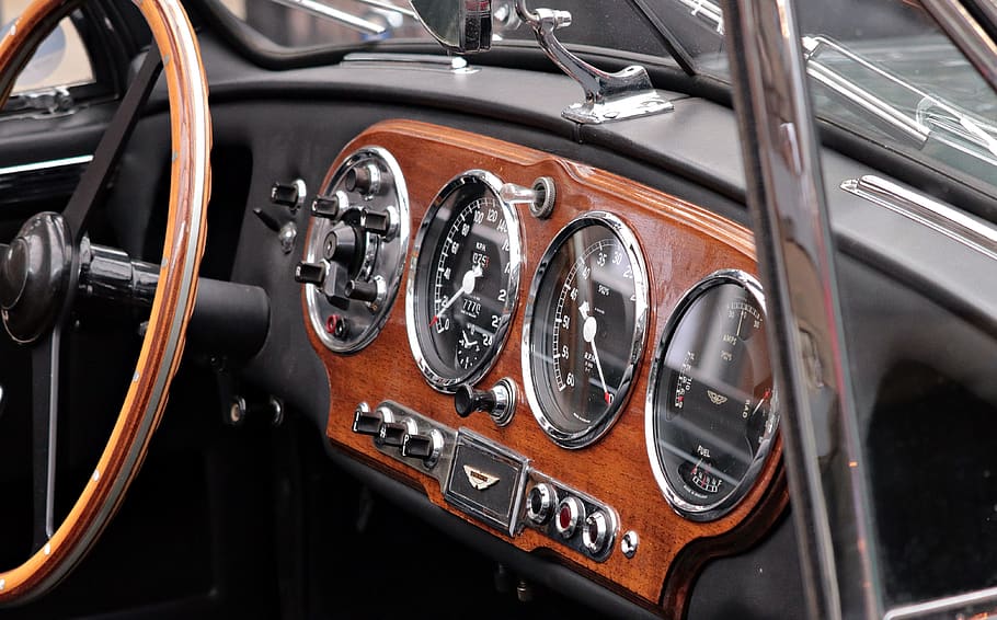 oldtimer, automotive, auto, retro, classic, vehicle, circuit, steering wheel, speedo, dashboard