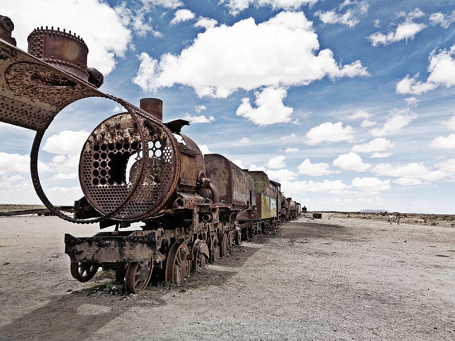 rustic, brown, train boat, cemetery of trains, uyuni, the salar de uyuni, bolivia, obsolete, abandoned, sky