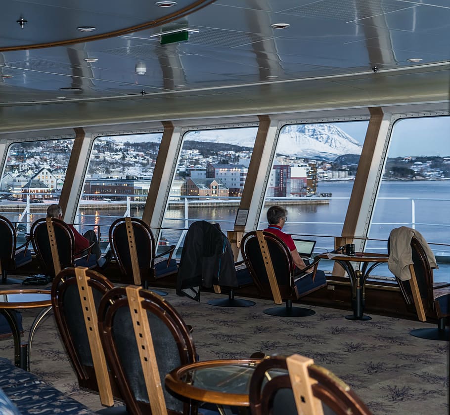 Noruega, crucero, hurtigruten, Finnmarken, Escandinavia, salón, turismo, viajes, paisaje, vista