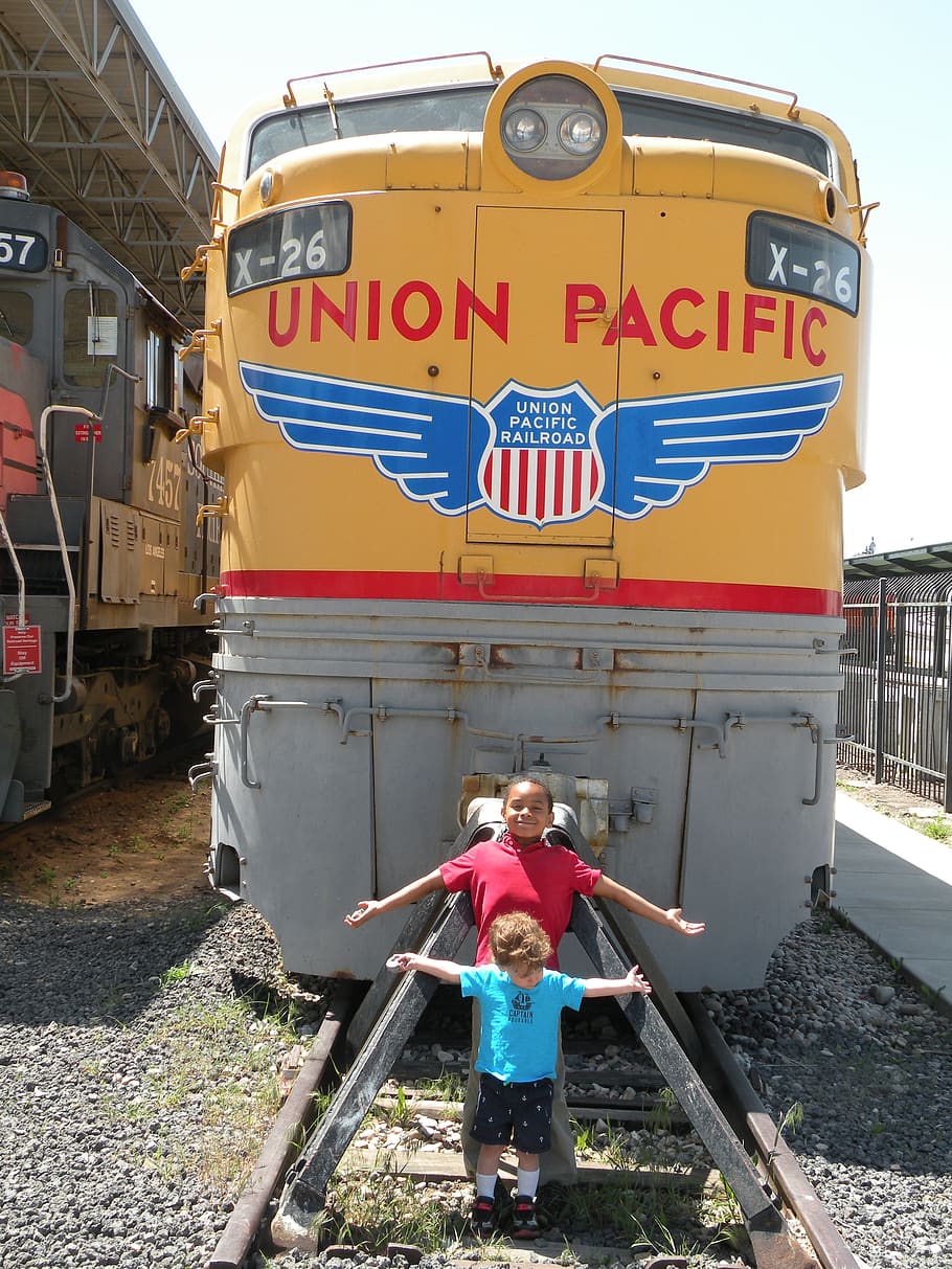 boys, train, tracks, railroad, union pacific, kids, real people, mode of transportation, transportation, lifestyles