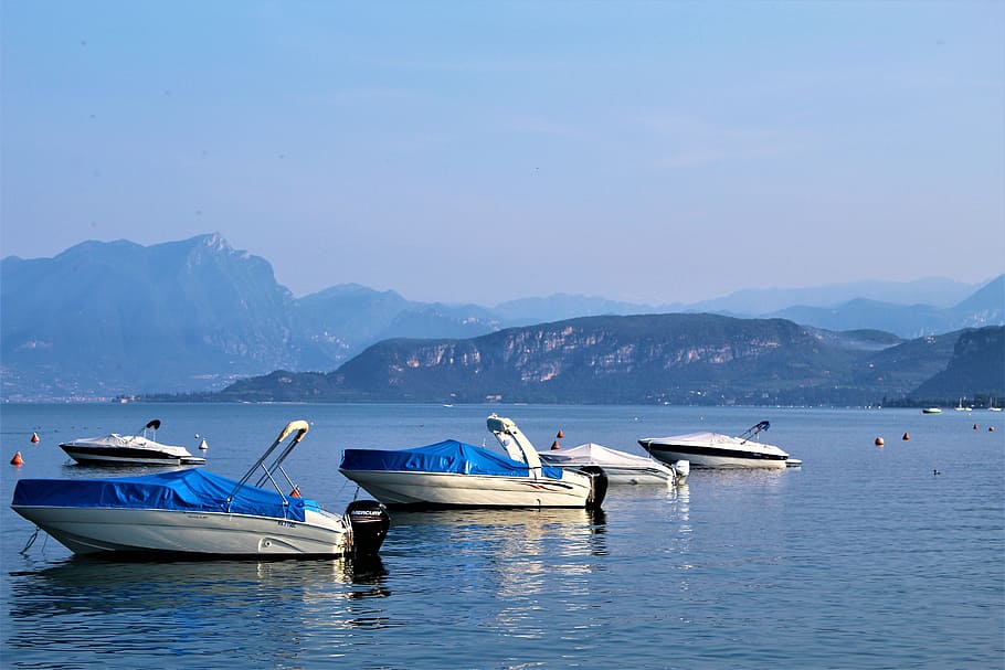 Lago de Garda, Italia, barcos, mañana, agua, montaña, vacaciones, Gardasee, lago, Garda