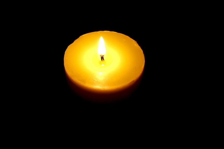 candelita, fuego, llama, fondo negro, amarillo, quema, vela, calor - temperatura, fuego - fenómeno natural, adentro
