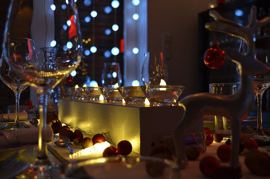 romantic, dinning table arrangement, wine glasses, buck figurine, dinning, table, arrangement, buck, figurine, christmas dinner