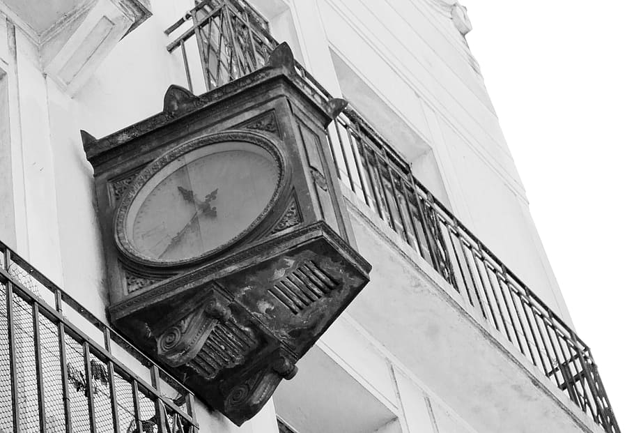 hours old, curitiba, paraná, brazil, clock, low angle view, architecture, built structure, building exterior, time