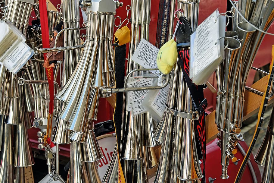 gray, trumpets, musical instruments, shawms, wind instruments, sheet shawms, instruments, shiny, brass instrument, schalmeienkapelle
