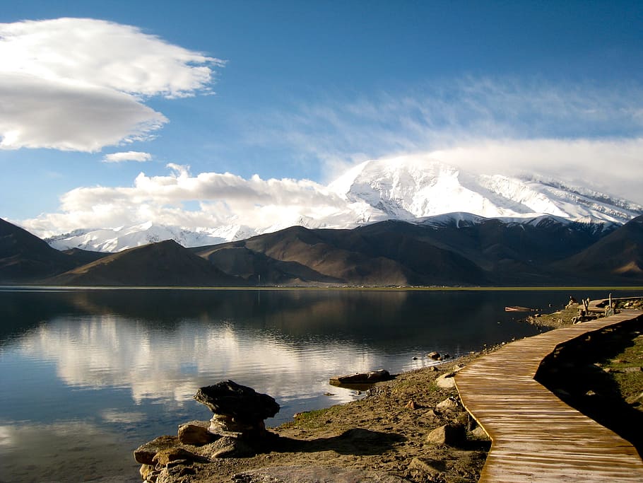 lake, mountain, blue, sky, white, clouds view, daytime, snow, reflexion, reflection