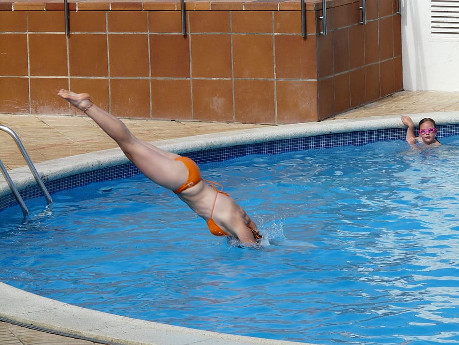 woman, diving, pool, jump start, plunge, topper, water, swim, jump, stretched