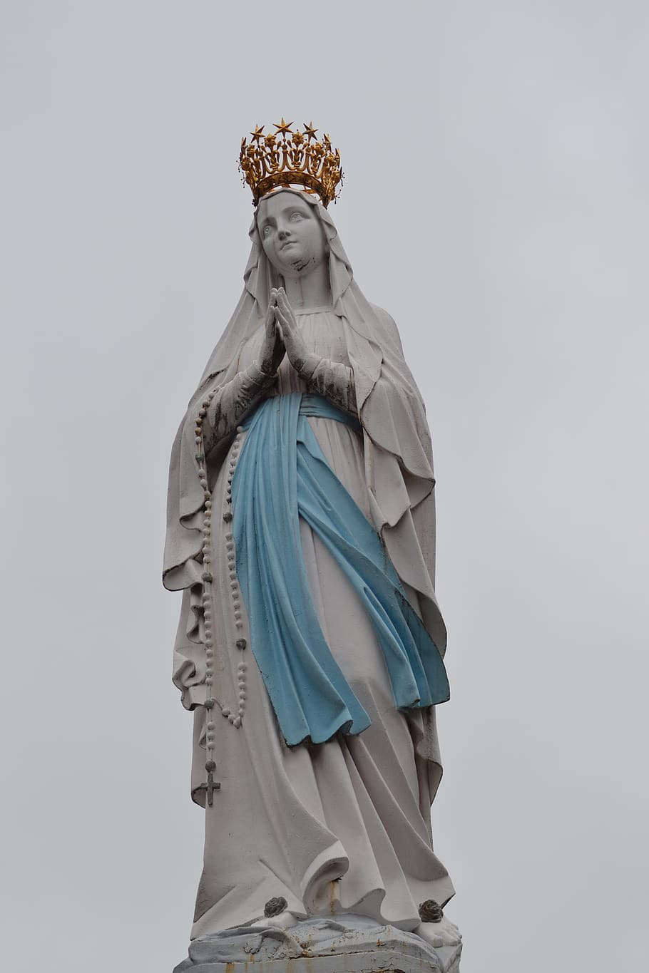 statue, virgin, mary, heavy, crowned, belt, blue, sky, faith, pray