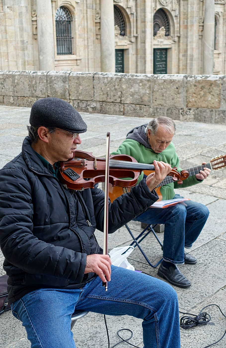 buskers, violin, musician, fiddle, violinist, musical, performer, entertainment, stringed, instrument