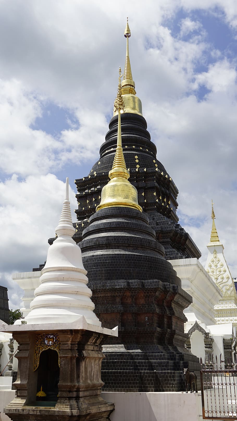 Chiang Mai, templo, templo azul, budismo, estupa, cielo azul, atracciones, ponche, turismo, visita autoguiada