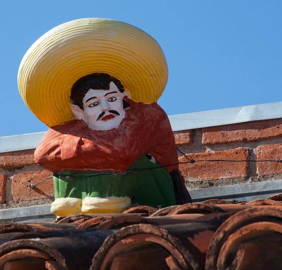 hombre, rojo, manga larga, arriba, estatua, sombrero, mexicano, arizona, mexico, fiesta