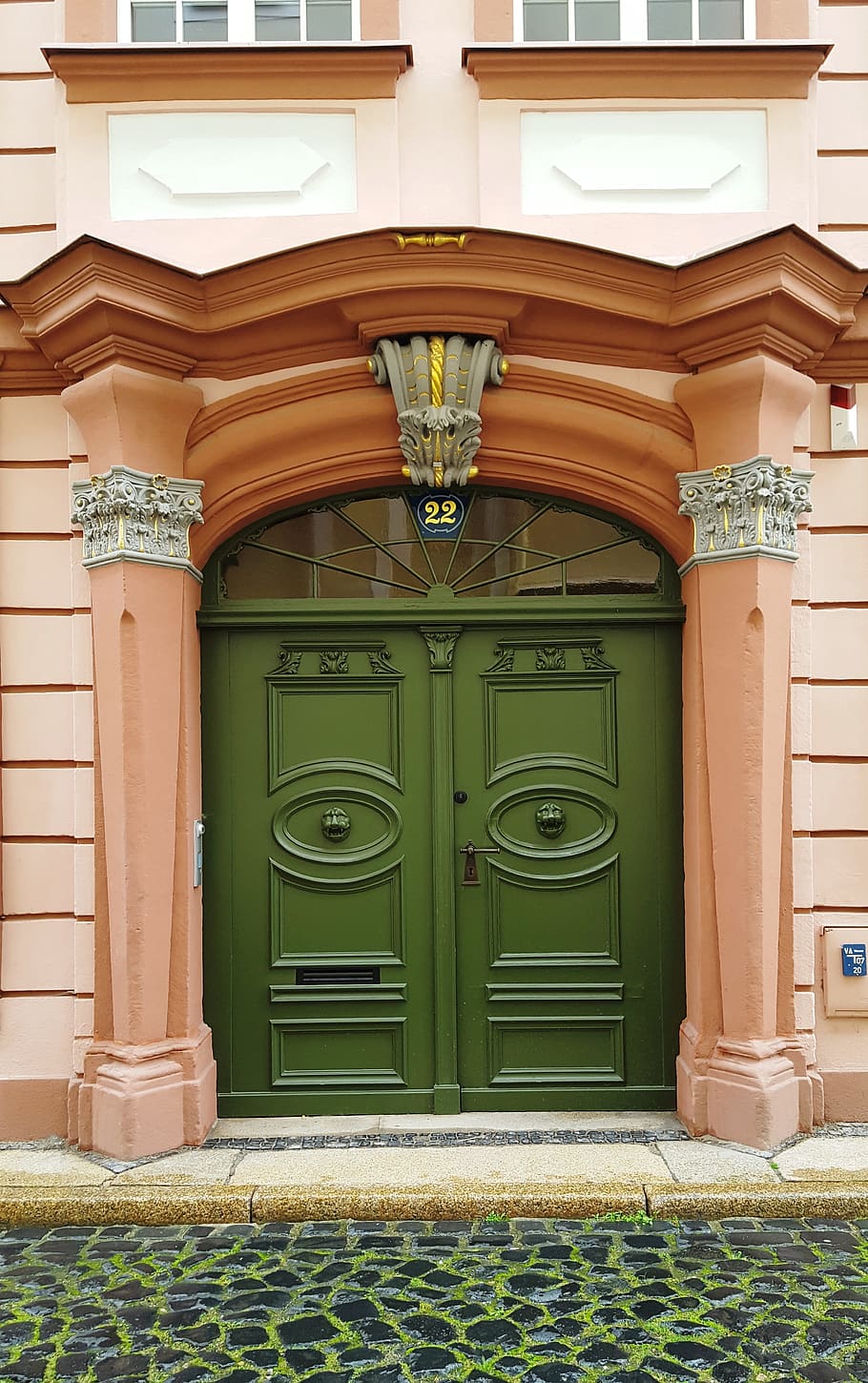 door, historically, görlitz, architecture, built structure, building exterior, entrance, green color, building, day