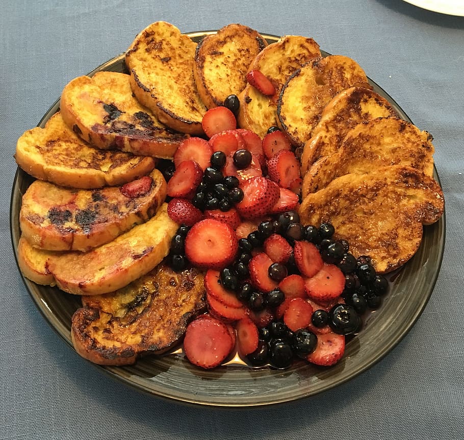 Breakfast, French Toast, Berries, Plate, caramelized, morning, cuisine, food, baked, gourmet