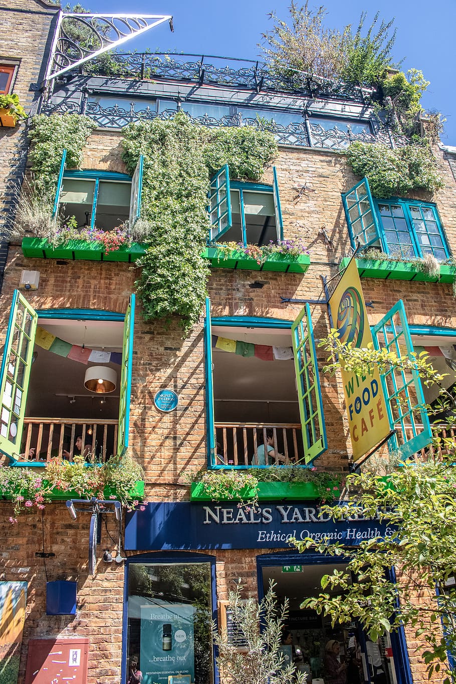 london, neal's yard, artfully, england, tourism, facade, architecture, colorful, hof, landmark