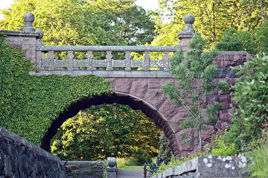 Ponte de pedra, Halland, slottsbro, parque, vegetação, arco, árvore, ao ar livre, dia, ponte - estrutura feita pelo homem