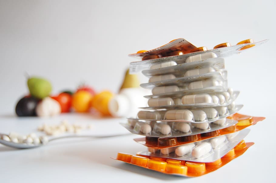 blanco, naranja, paquetes de ampollas de medicina, apilados, salud, cura, vitaminas, tabletas, la enfermedad, farmacia