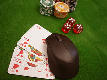 online-poker-cards-chips-cube-poker-play