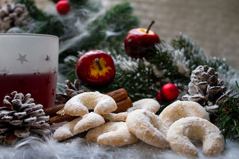 pan, luego, piñas, navidad, vanillekipferl, vino caliente, adviento, tee, galletas, invierno