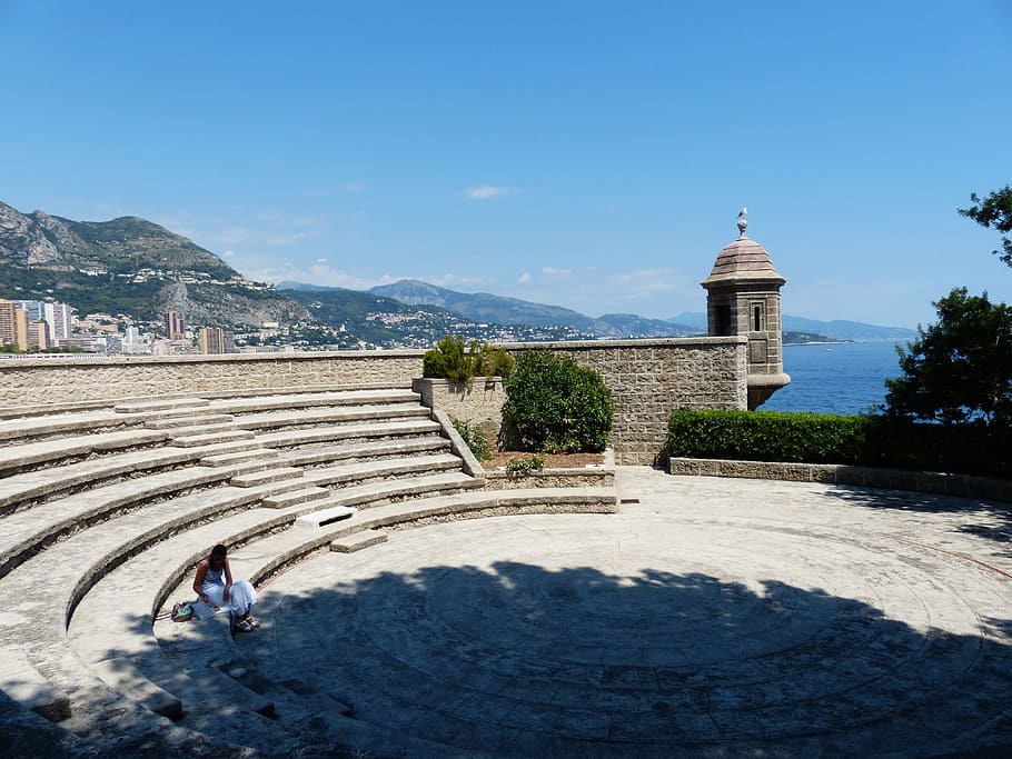 Mónaco, Fortaleza, Fort Antoine, Antoine, teatro al aire libre, anfiteatro, teatro redondo, arquitectura, arena, mujer