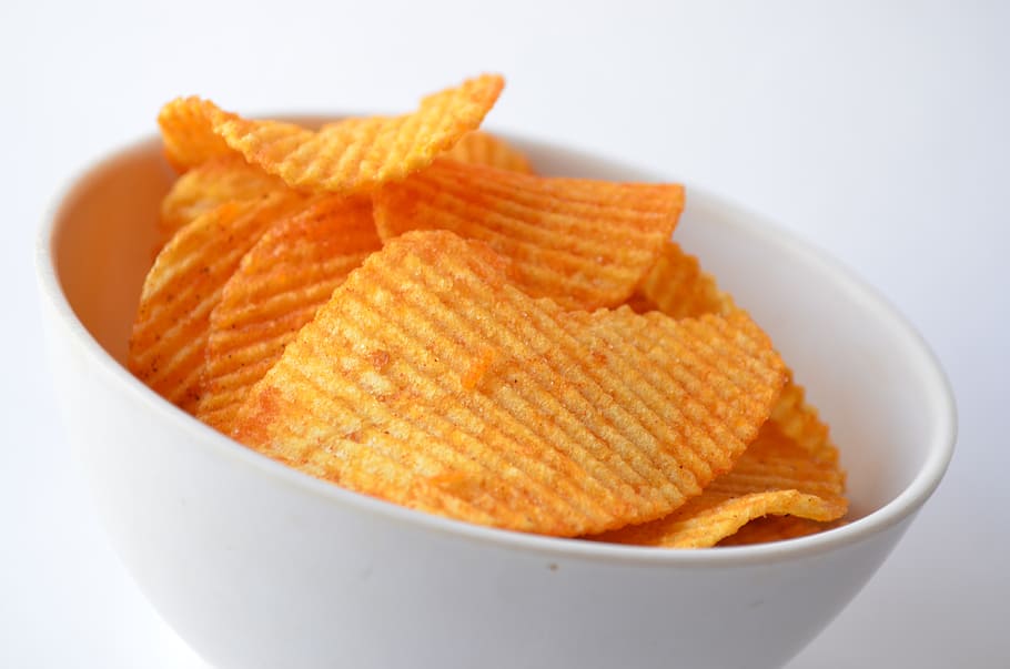 potato chips, bowl, potato, food, snack, edible, junk, fried, salty, fats