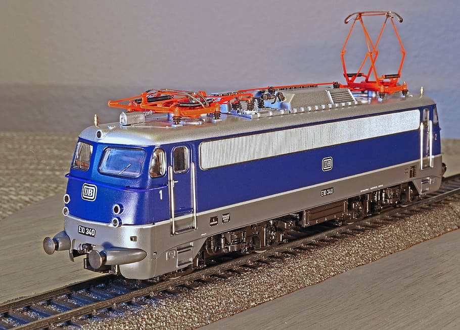 biru, abu-abu, kereta api, lokomotif listrik, model, skala h0, klasik, lipatan, apron abu-abu, upaya melukis