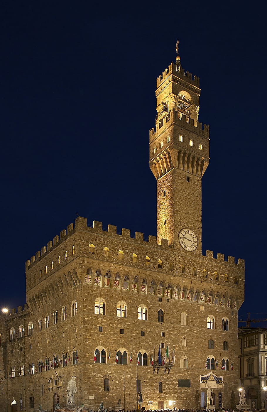 Castle, Palazzo, Palace, Night, Evening, lights, building, tower, spire, architecture