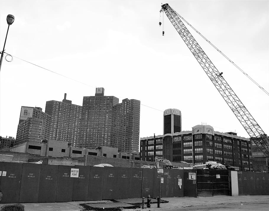construcion site, harlem, new york, crane, boards, dividers, residential, apartments, apartment building, under construction