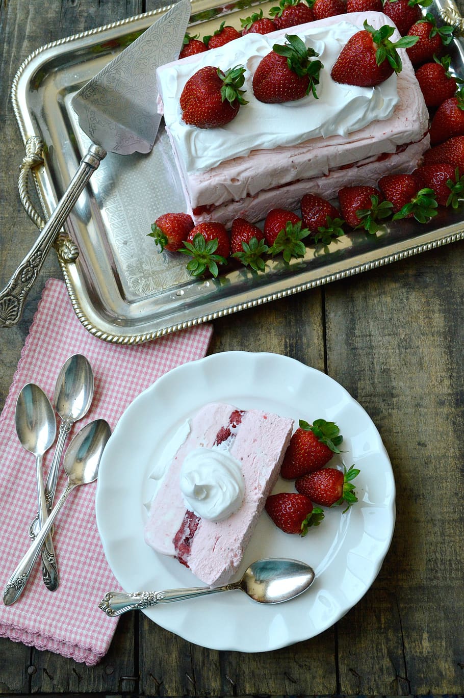 cheesecake, strawberries, food, fruit, dessert, red, delicious, eat, sweet, pink