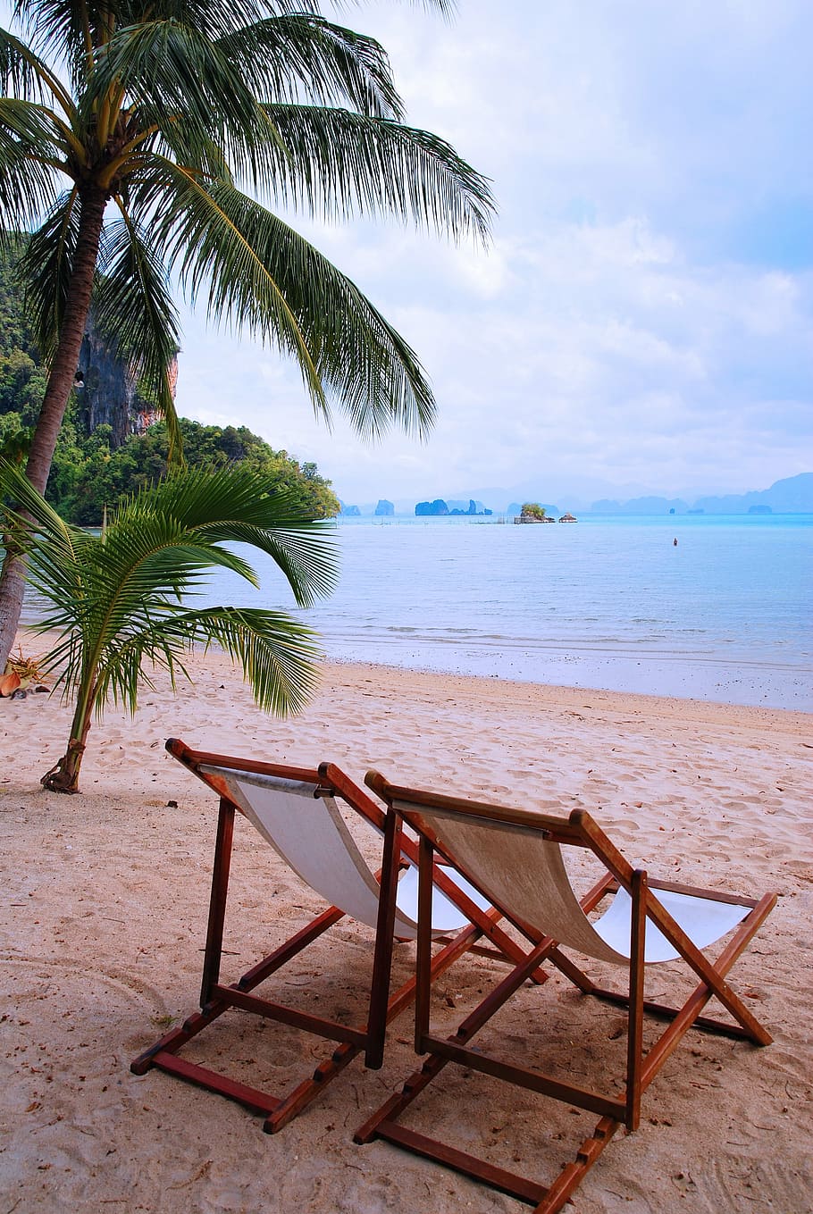 two, brown, wooden, lounges, thailand, sand beach, holiday, palm trees, beach, sea