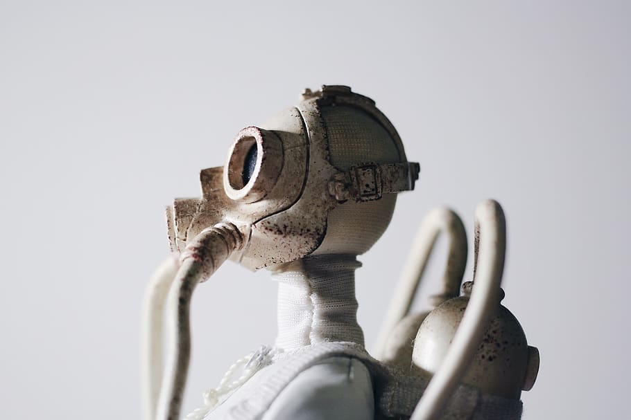 branco, robô, capacete, boneca, miniatura, desenvolvimento, oxigênio, tanque, foto de estúdio, dentro de casa