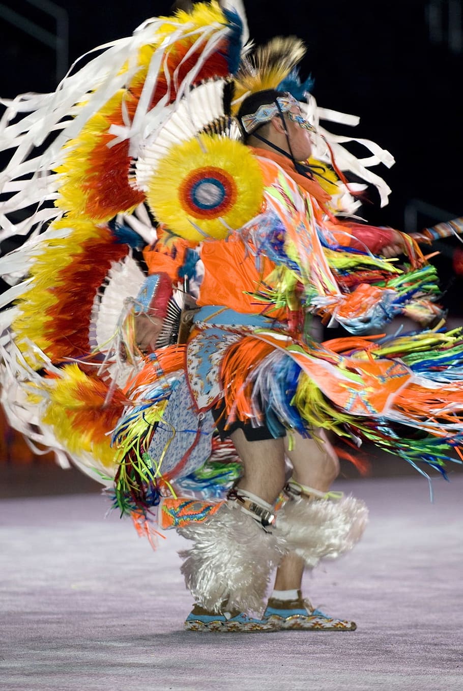 男, 身に着けている, 衣装ダンス, ステージ, ネイティブアメリカン, ダンス, お祝い, 祝う, 遺産, インディアン