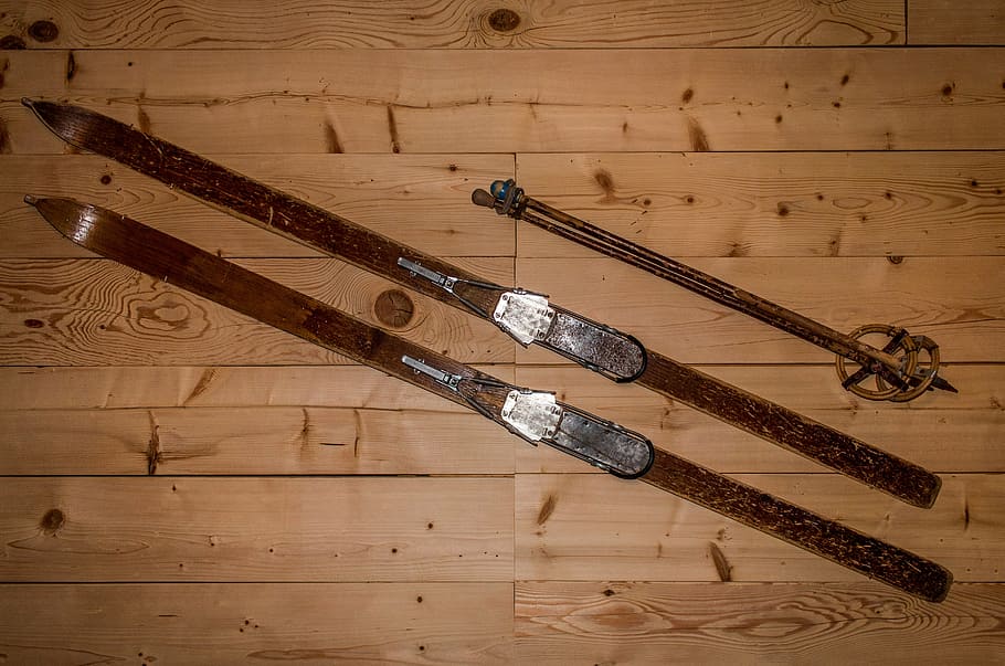 pair, brown, ski-blades, pallet floor, old, ski, retro, winter, snow, sport