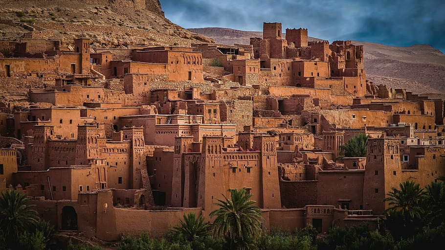 brown, concrete, buildings, front, green, grass field, morocco, ait-ben-haddou, wilderness, city